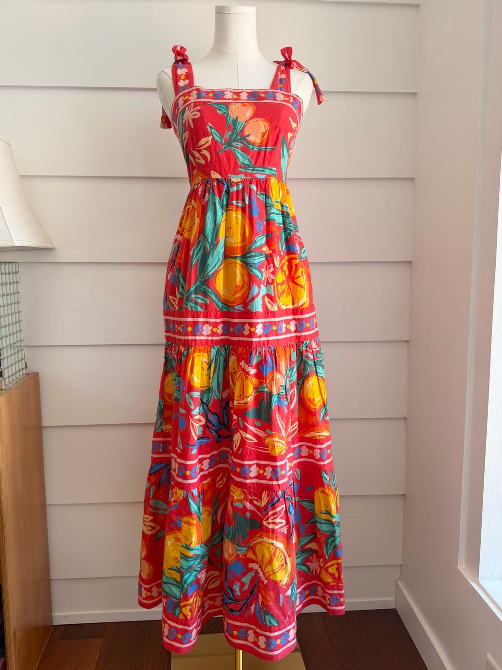 Beach Riot Charlotte Dress Fruit Fiesta Size S
Tiered Maxi